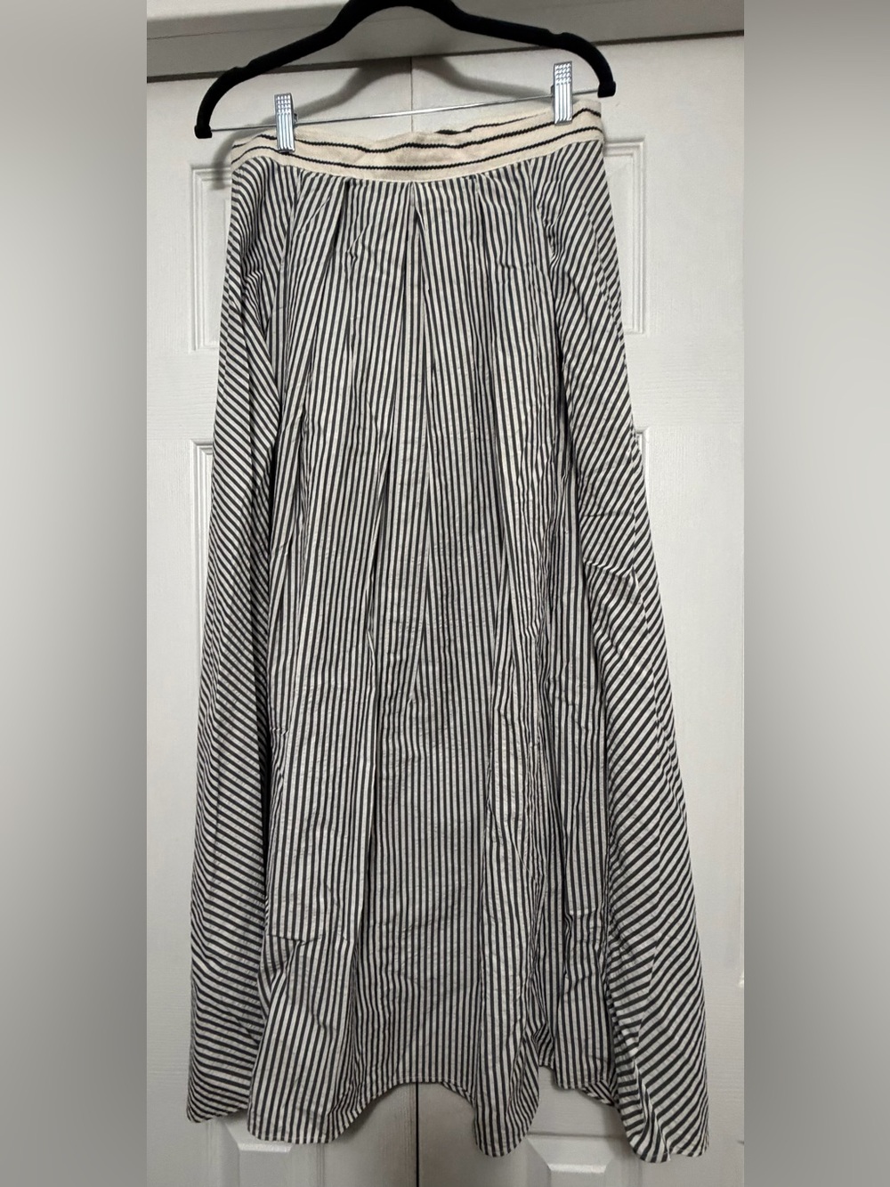 Ann Taylor Black and White Striped Midi Skirt